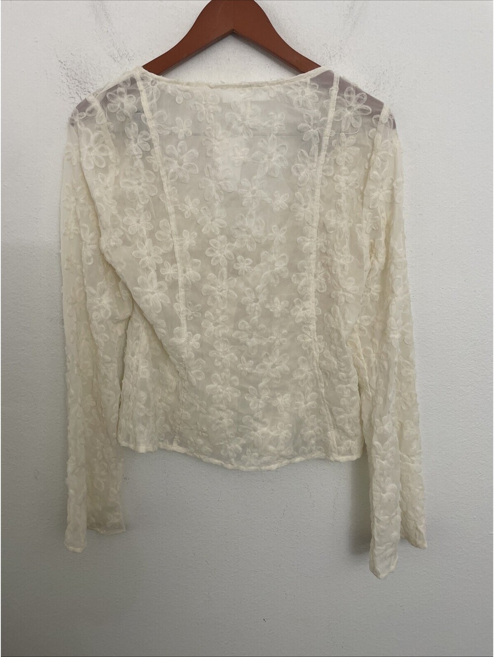 ASTR The Label Sassari Top Sheer chiffon beige size M NWT $88msrp - Picture 6 of 6